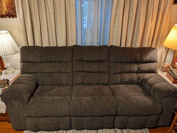 RECLINER-3
