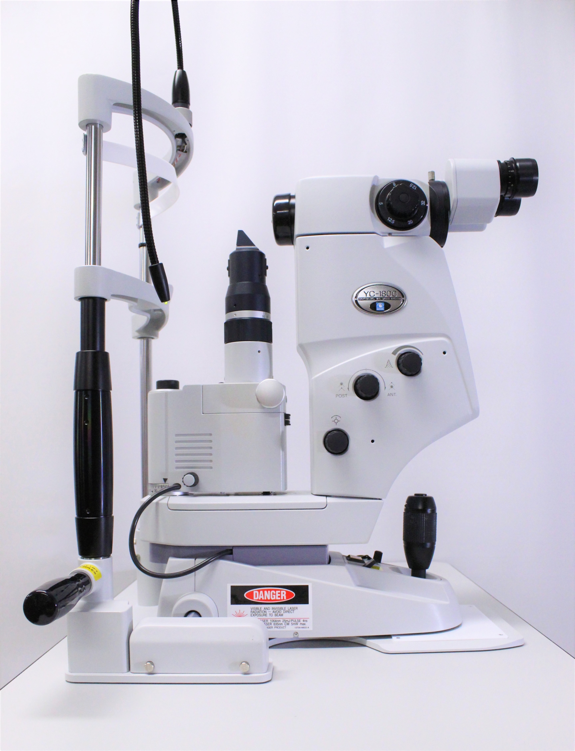 Nidek-YC-1800-Yag-Laser-4